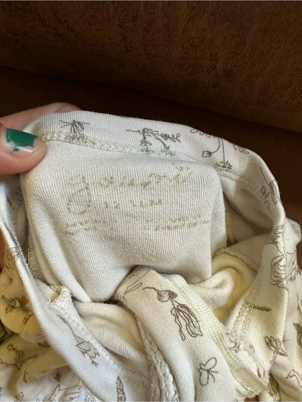 5 Goumi zipper pajamas - Picture 4 of 6